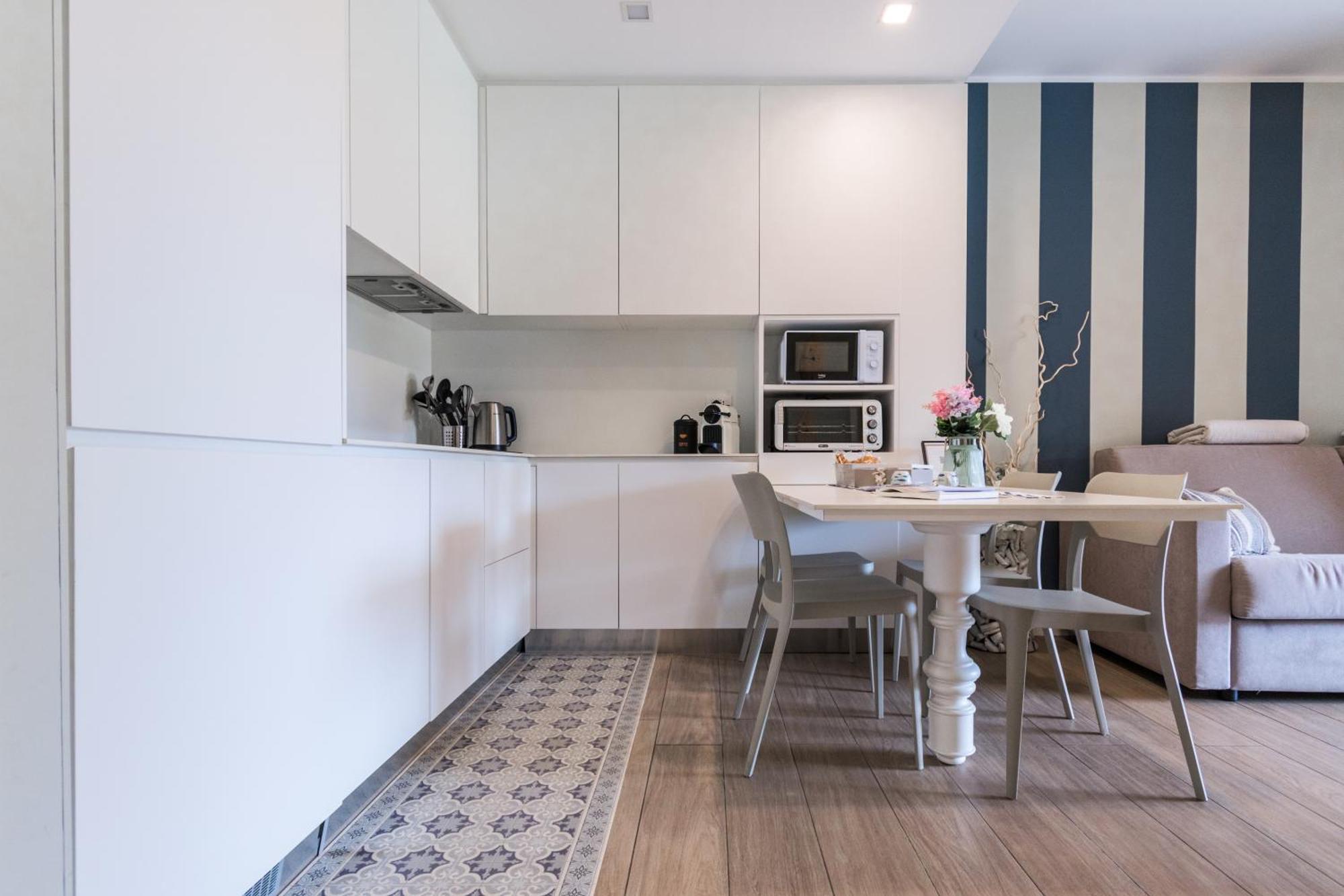 Elegante Appartamento Con Piscina - Wi-Fi & Box Privato San Remo Zewnętrze zdjęcie